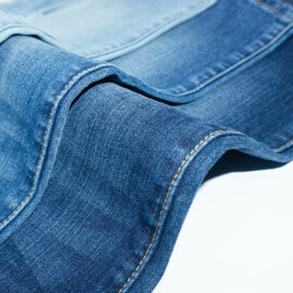 ZZ0899 Саржа 4 Эластичная джинсовая ткань Way с приятной прослойкой